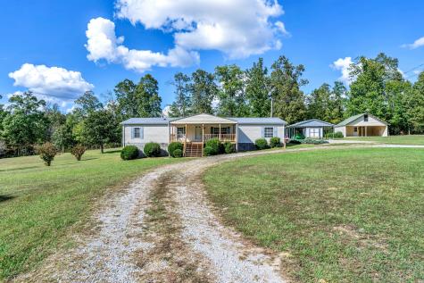 5350 J D Burlison Jr Lane Centerville TN 37033