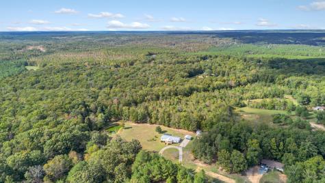 5350 J D Burlison Jr Lane Centerville TN 37033