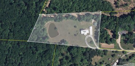 5350 J D Burlison Jr Lane Centerville TN 37033