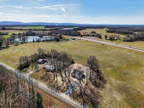 37 Old 64 Highway Flintville TN 37335