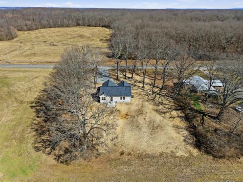 37 Old 64 Highway Flintville TN 37335