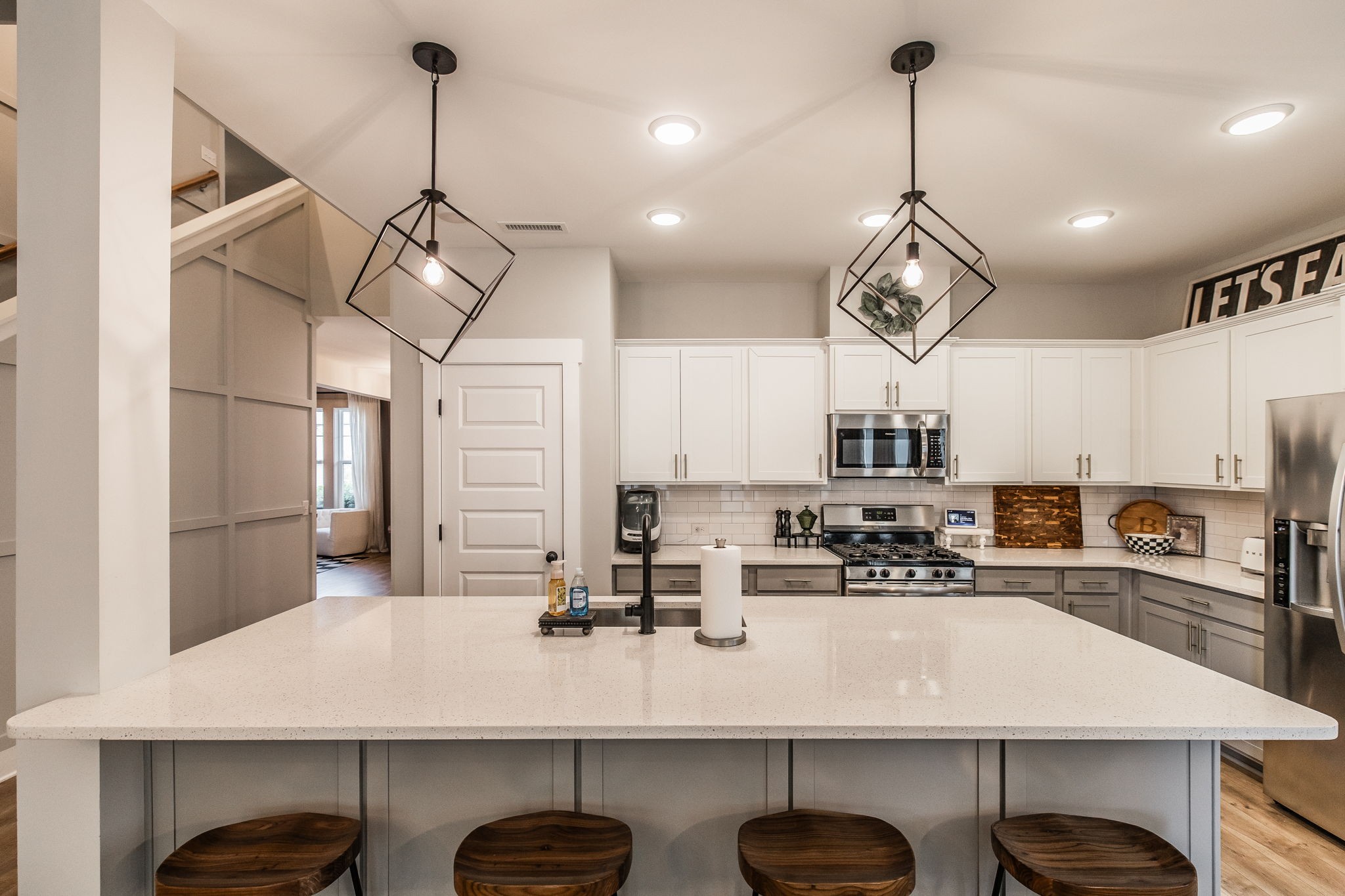 210 Woodhall Court White House TN 37188