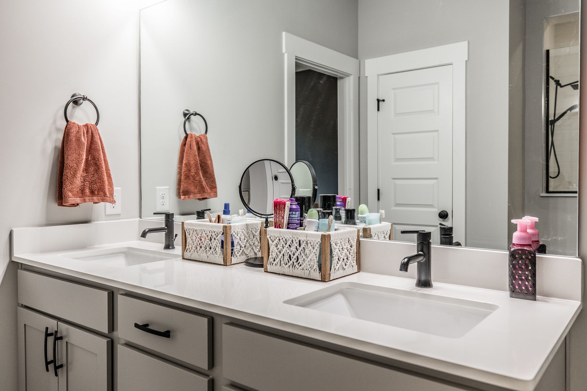 210 Woodhall Court White House TN 37188
