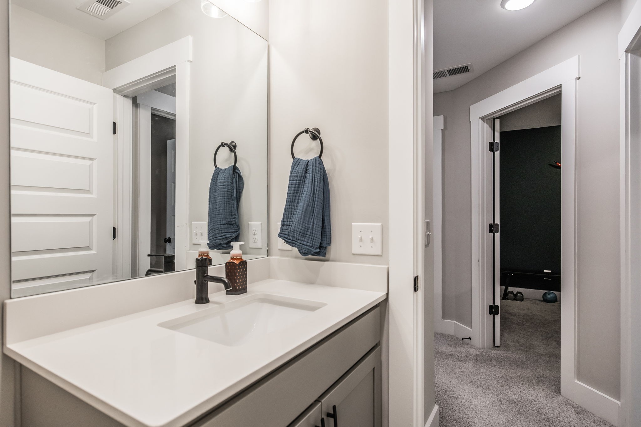210 Woodhall Court White House TN 37188