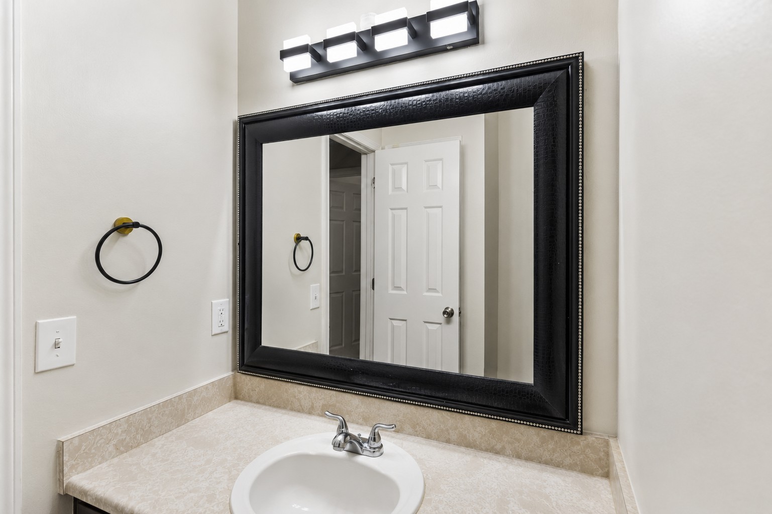 702 Enon Springs Road, W Smyrna TN 37167