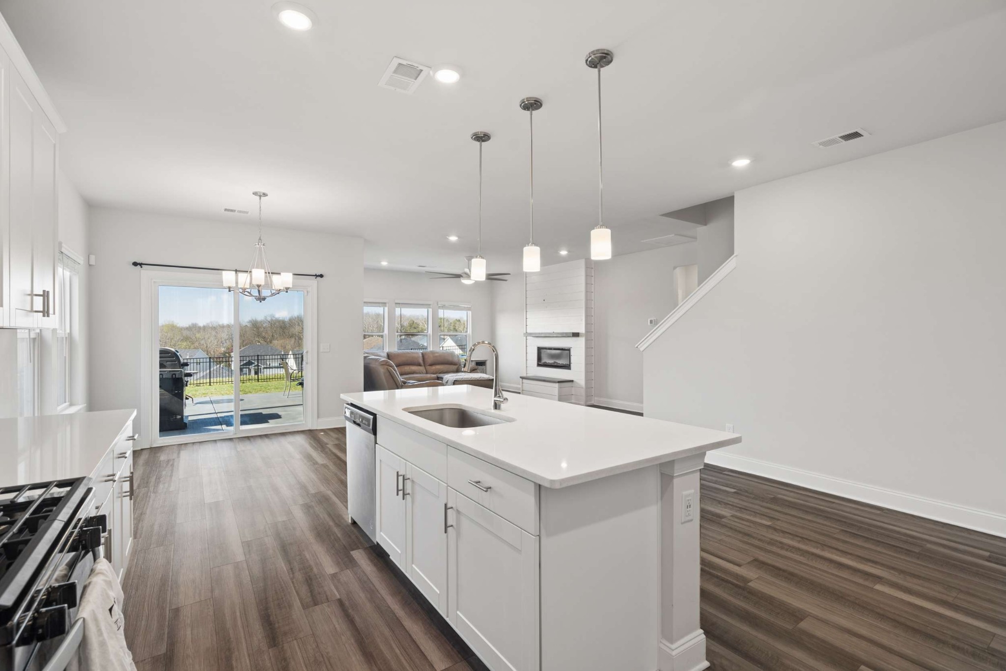 1237 Dutch Peak Lebanon TN 37090