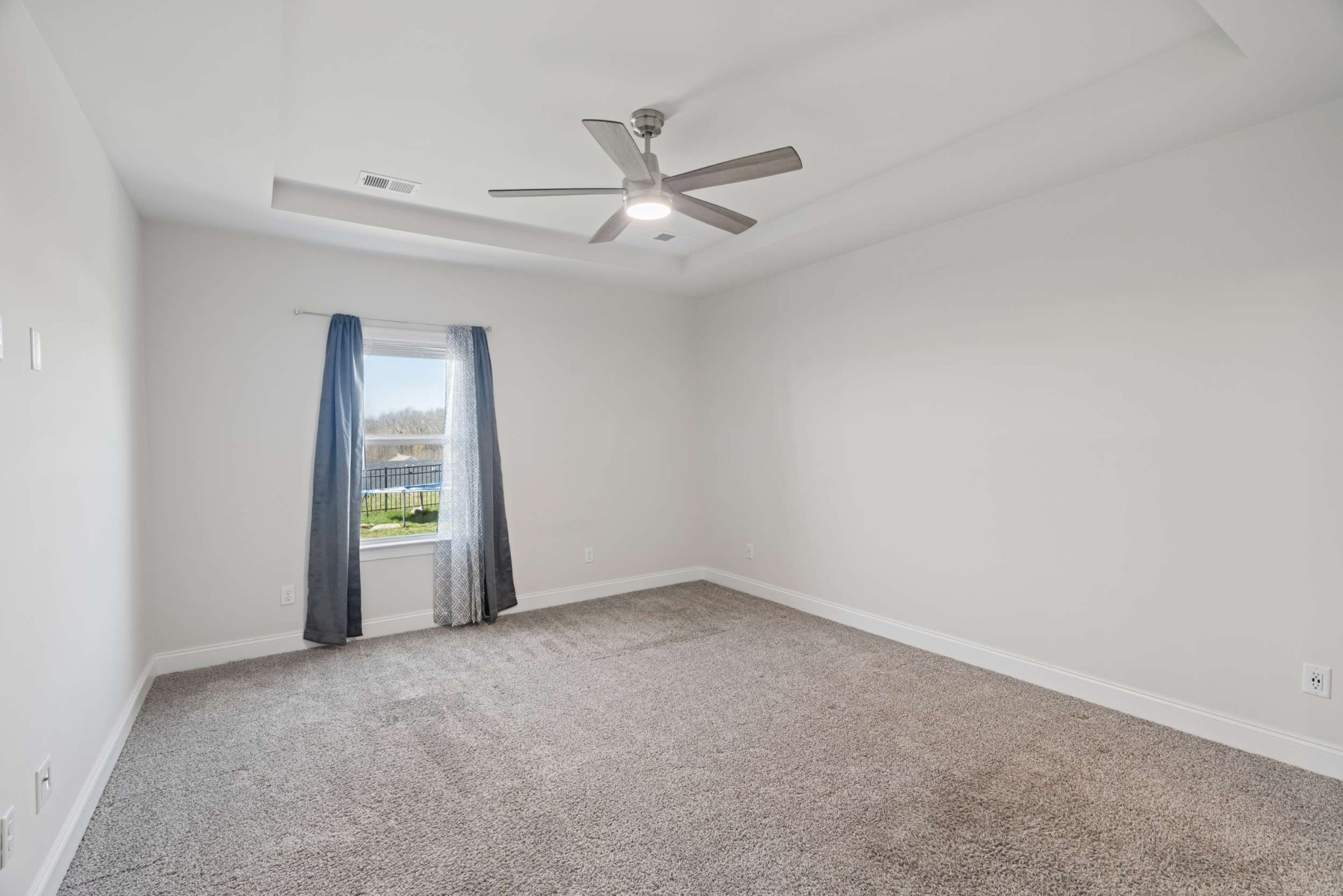 1237 Dutch Peak Lebanon TN 37090