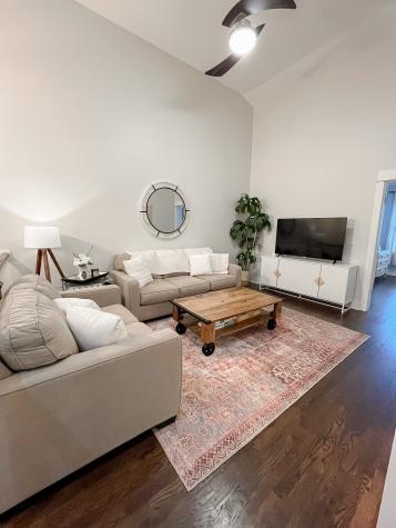 2010 Benjamin Street Nashville TN 37206