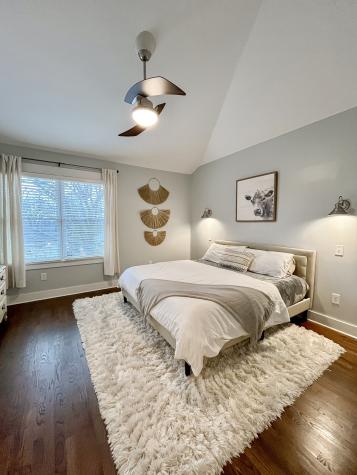 2010 Benjamin Street Nashville TN 37206