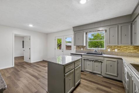 1397 Blue Creek Road, E Waverly TN 37185