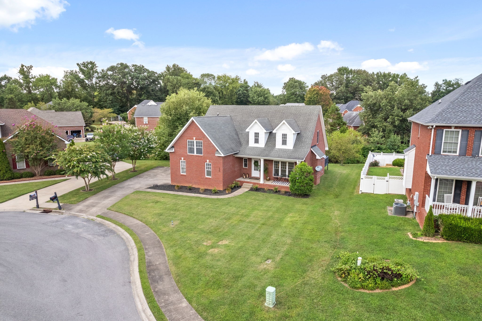 135 Weymouth Court Clarksville TN 37043