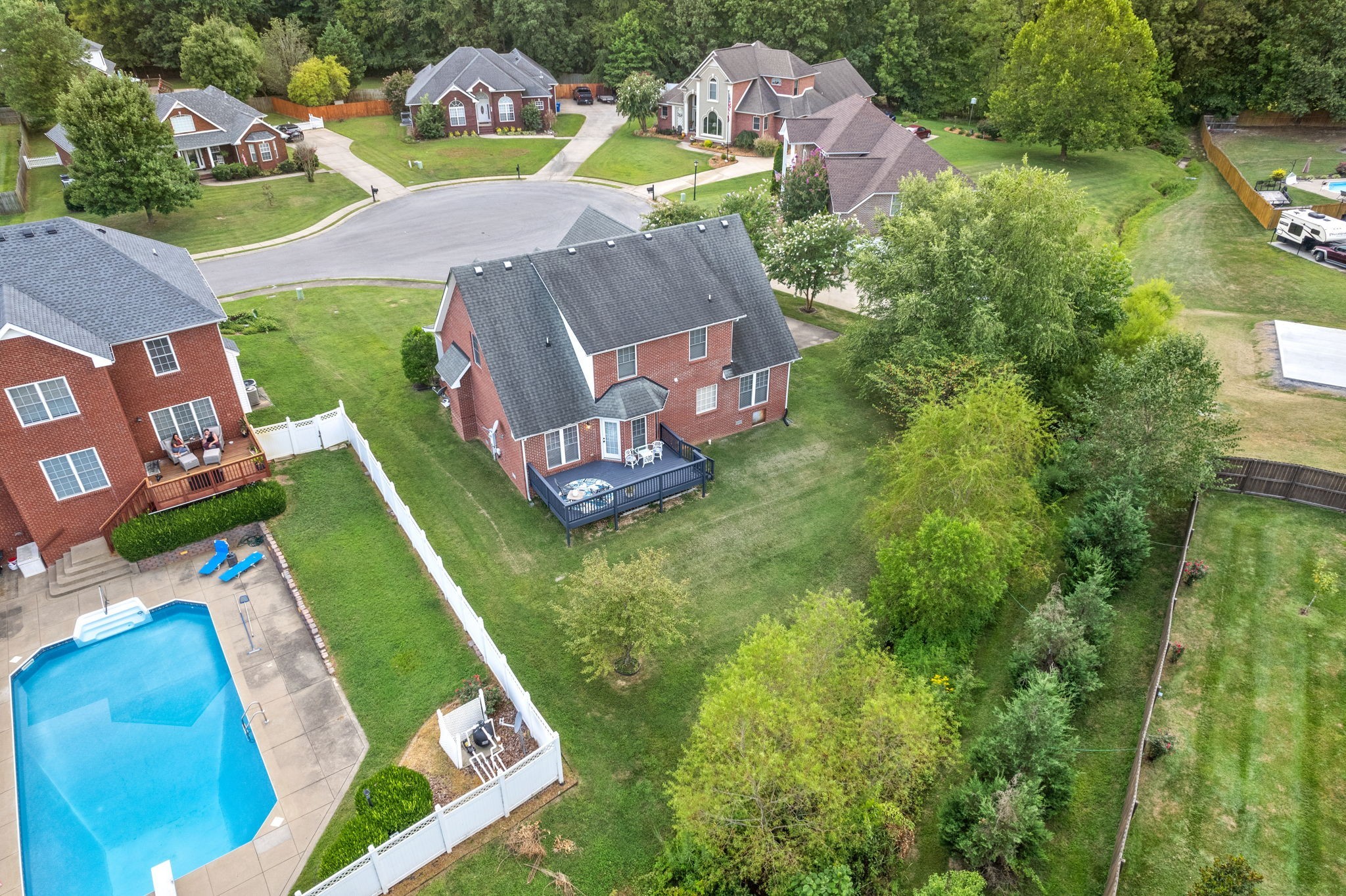 135 Weymouth Court Clarksville TN 37043