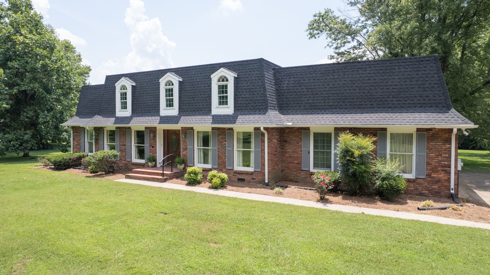 1048 Lakeshore Drive Gallatin TN 37066