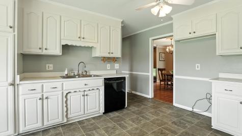 1048 Lakeshore Drive Gallatin TN 37066
