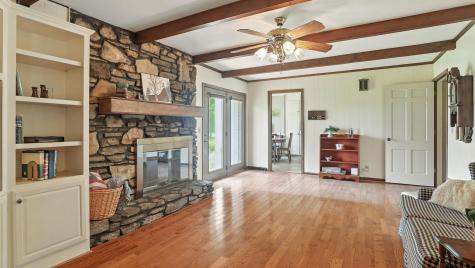 1048 Lakeshore Drive Gallatin TN 37066