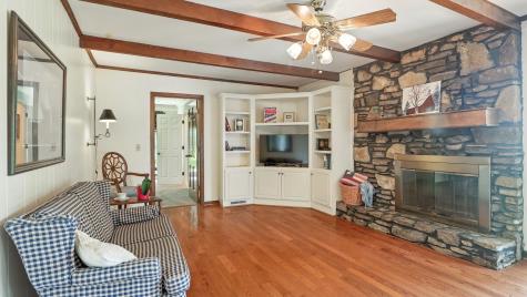 1048 Lakeshore Drive Gallatin TN 37066