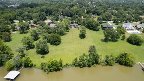 1048 Lakeshore Drive Gallatin TN 37066