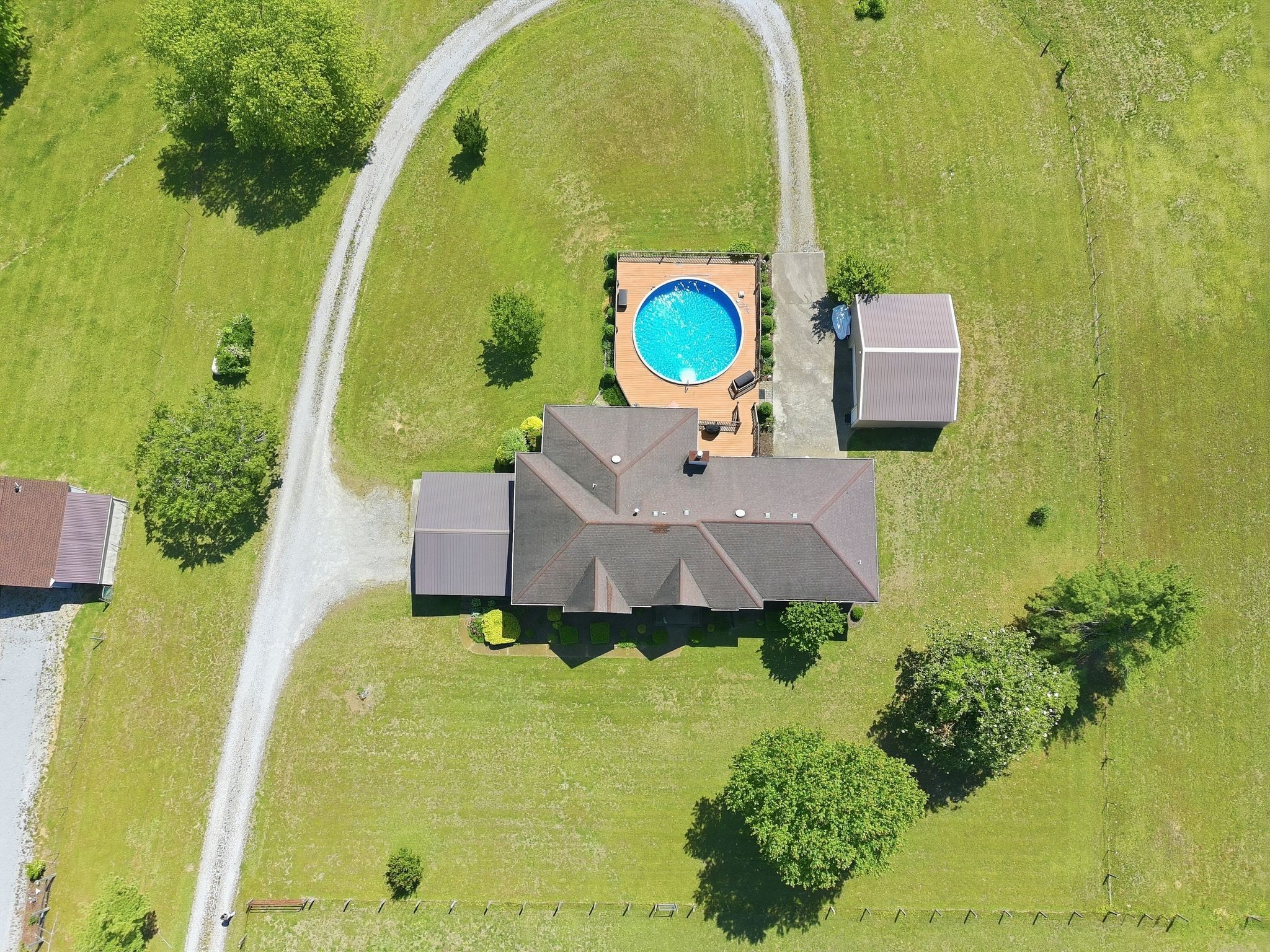 1474 Hardison Road Columbia TN 38401