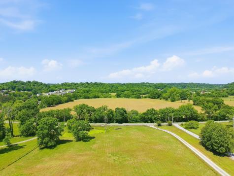 1474 Hardison Road Columbia TN 38401