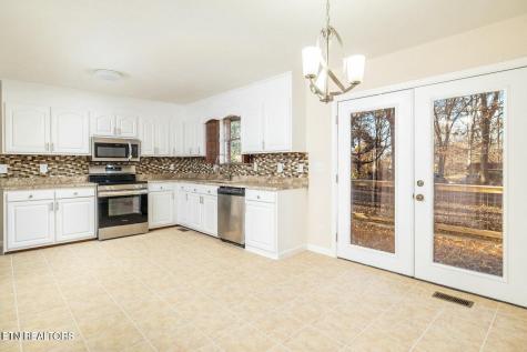 1534 Mcilvaine Drive Maryville TN 37803