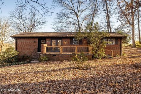1534 Mcilvaine Drive Maryville TN 37803