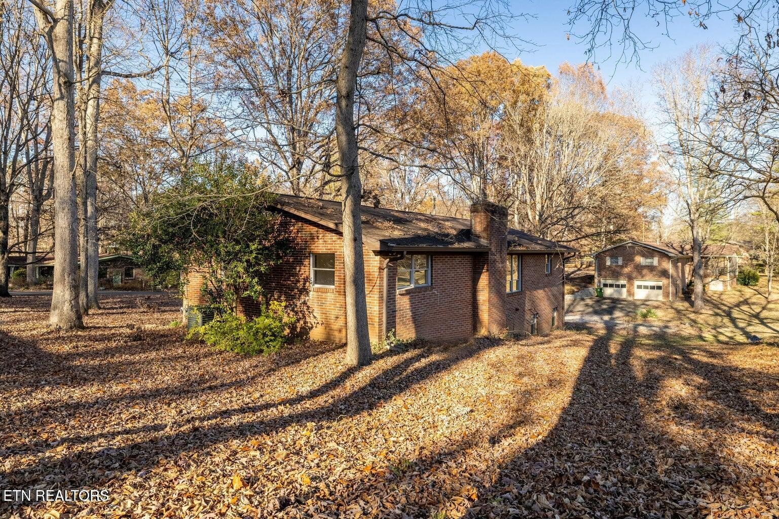 1534 Mcilvaine Drive Maryville TN 37803