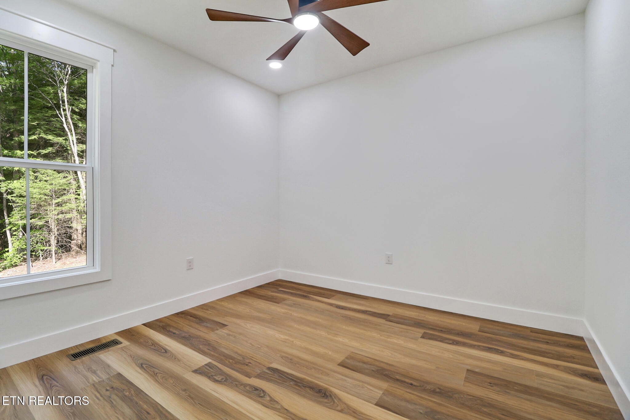 1452 Model Farm Road Jamestown TN 38556