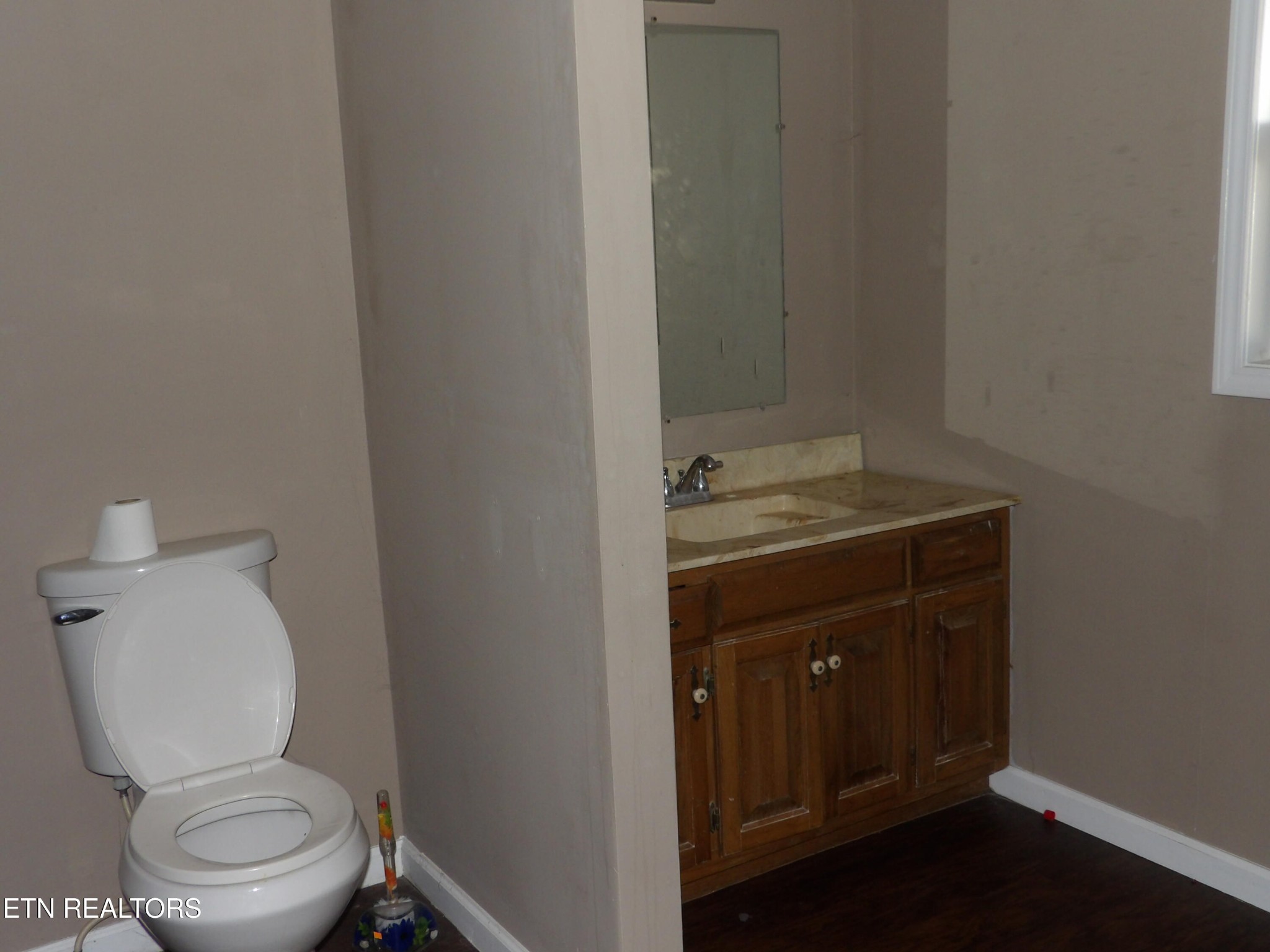 130 Hickory Lane Crossville TN 38555