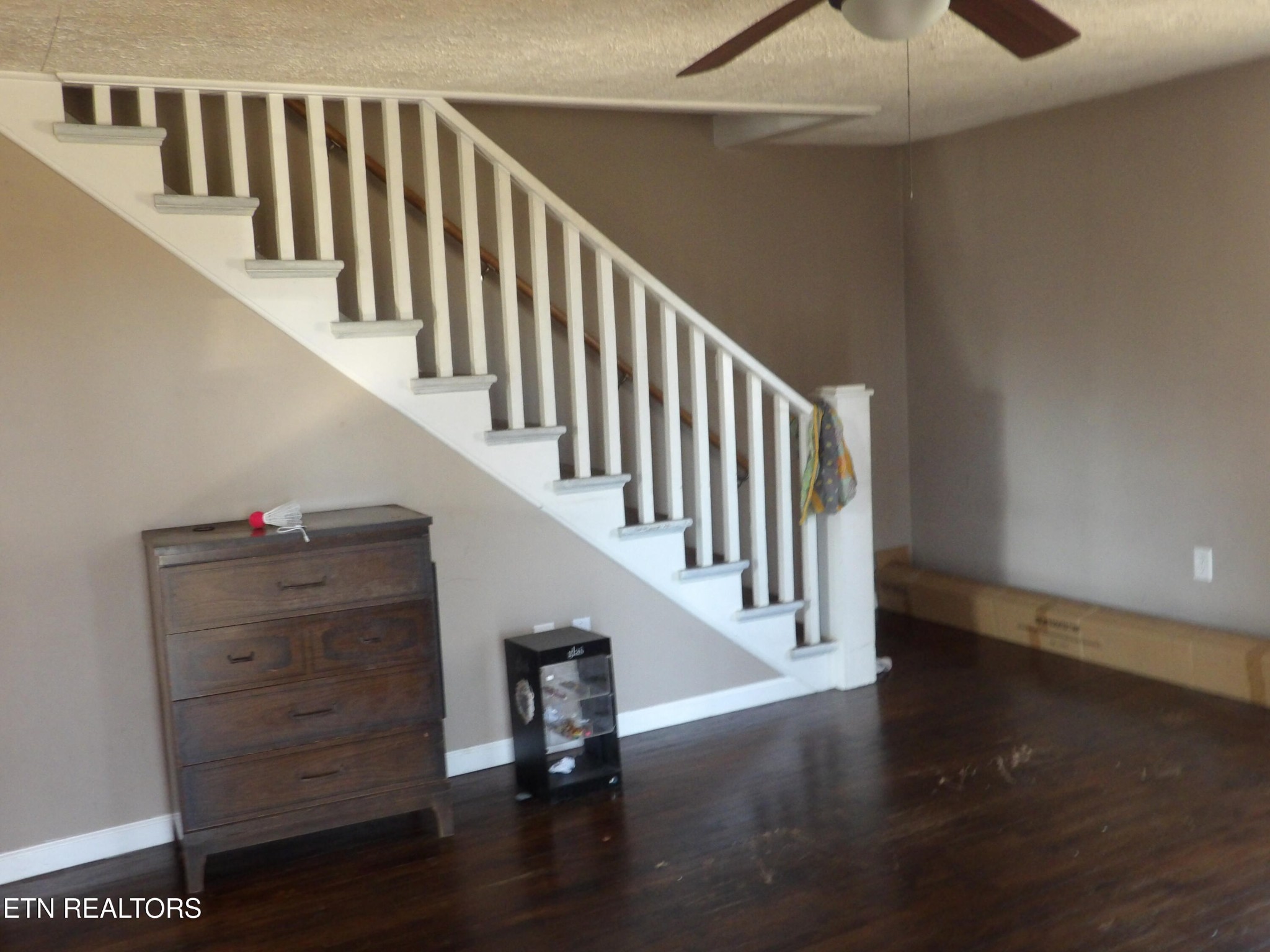 130 Hickory Lane Crossville TN 38555