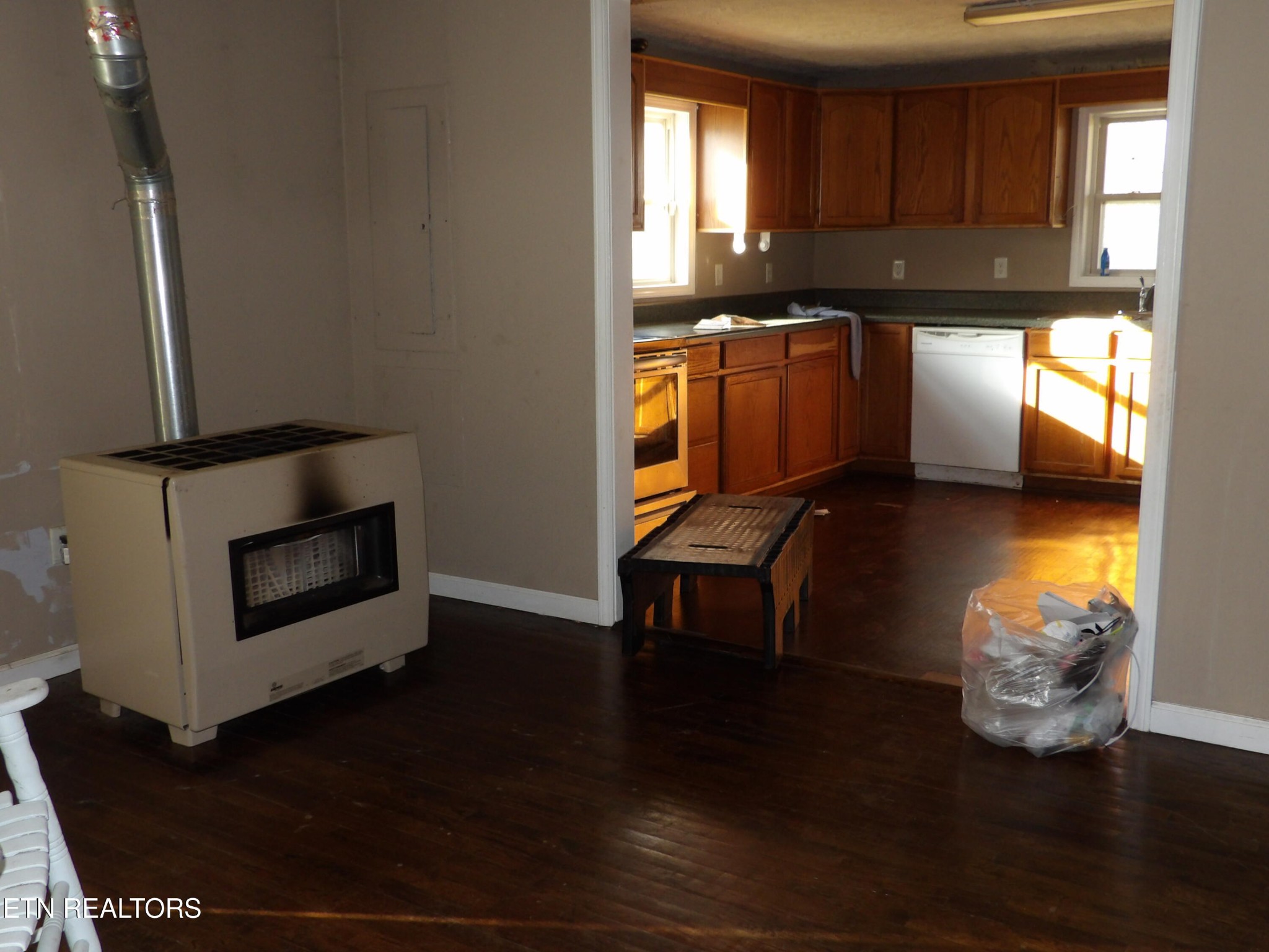 130 Hickory Lane Crossville TN 38555