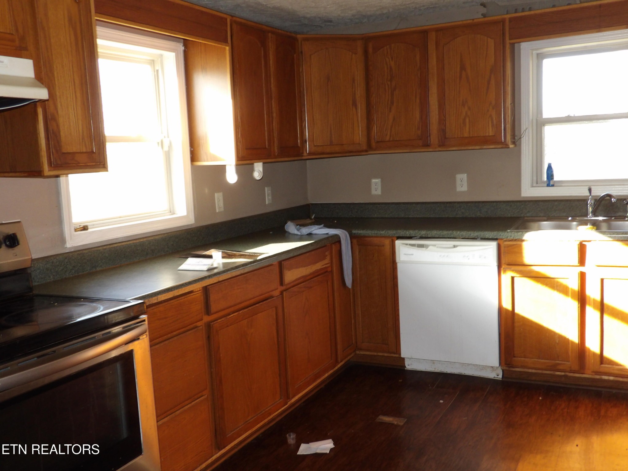 130 Hickory Lane Crossville TN 38555