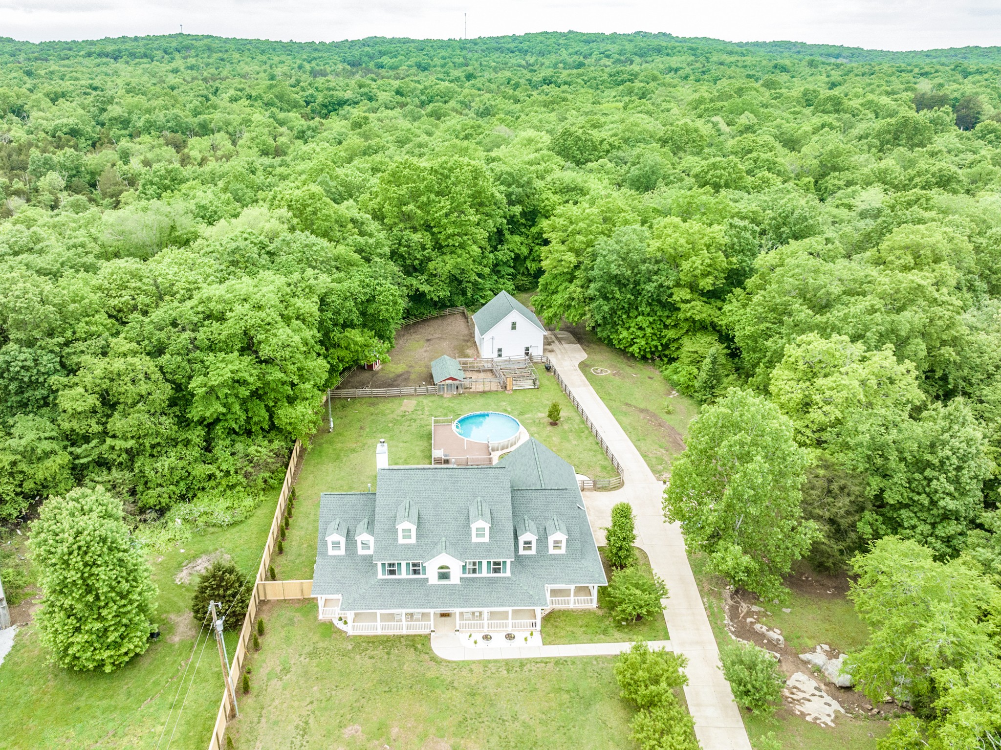 3119 Luke Moser Road Columbia TN 38401