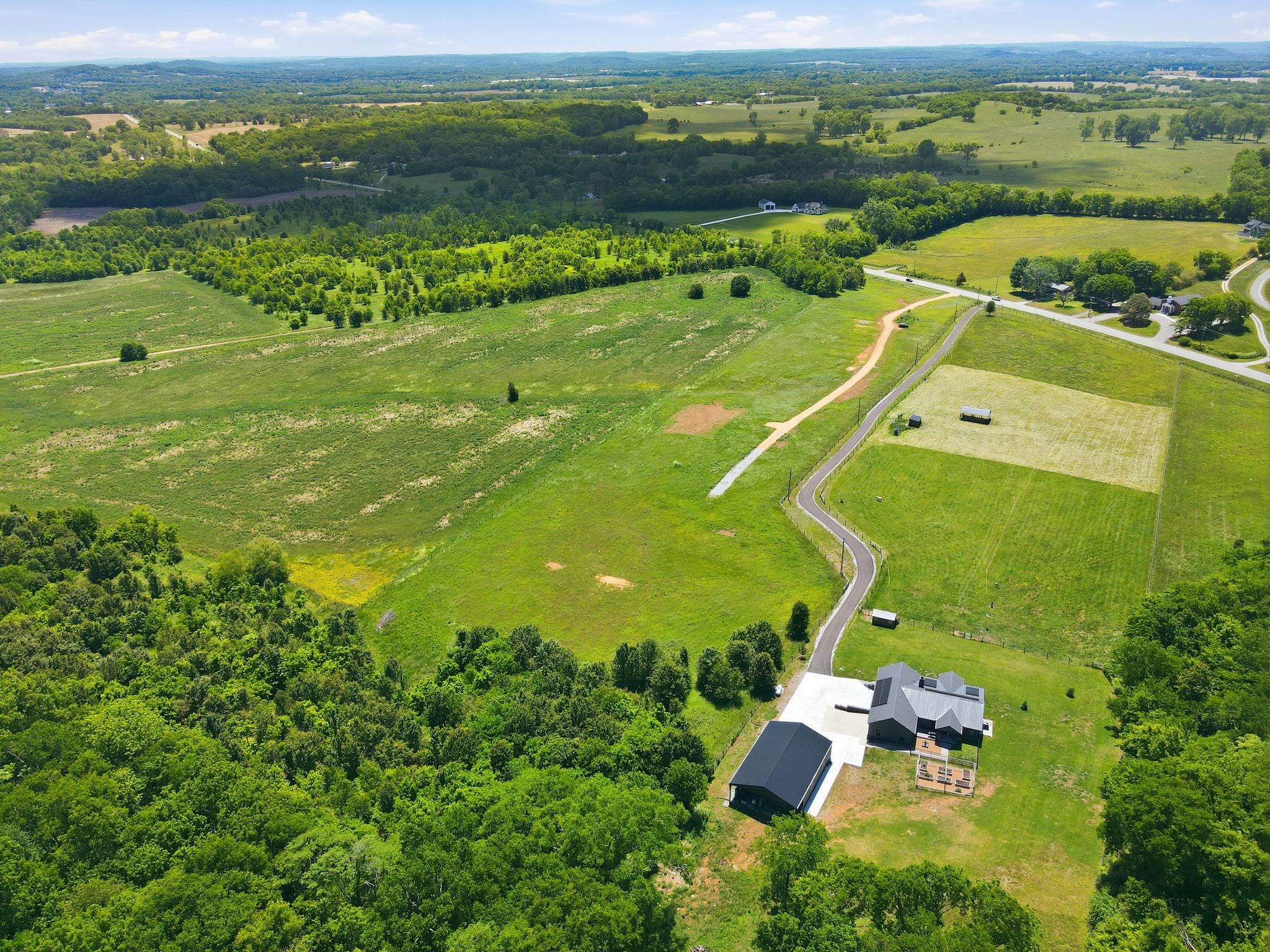 2600 Williamsport Pike Columbia TN 38401