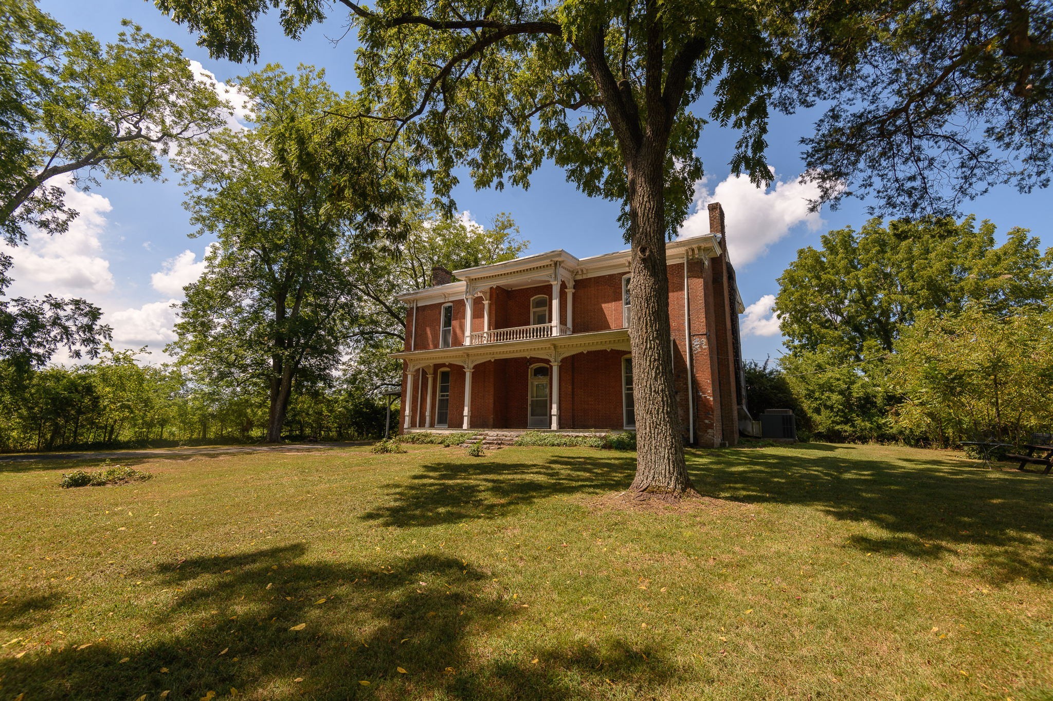 2070 Hunters Point Pike Lebanon TN 37087