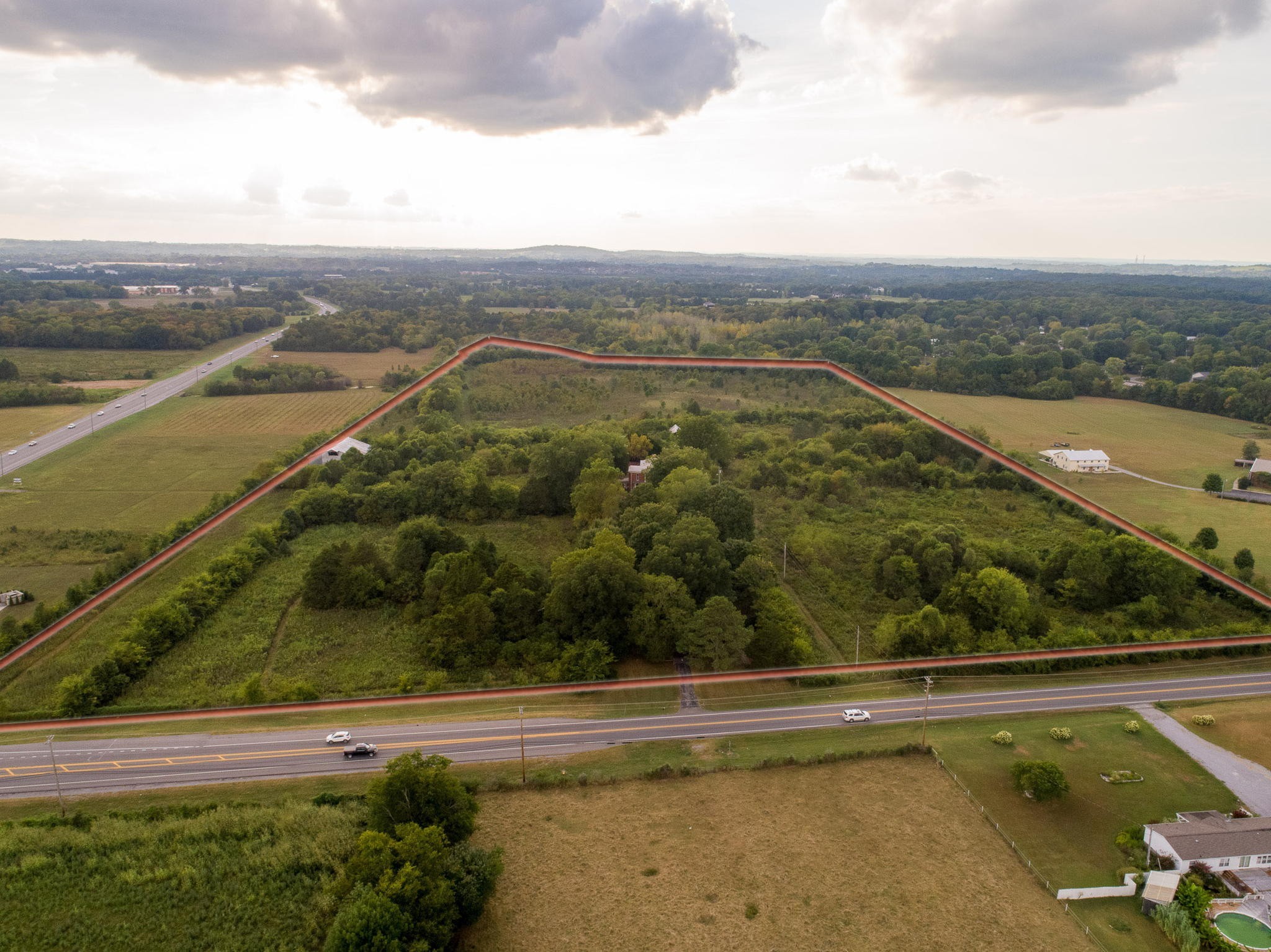 2070 Hunters Point Pike Lebanon TN 37087
