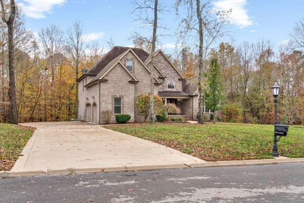 1620 Wonderboy Court Clarksville TN 37042