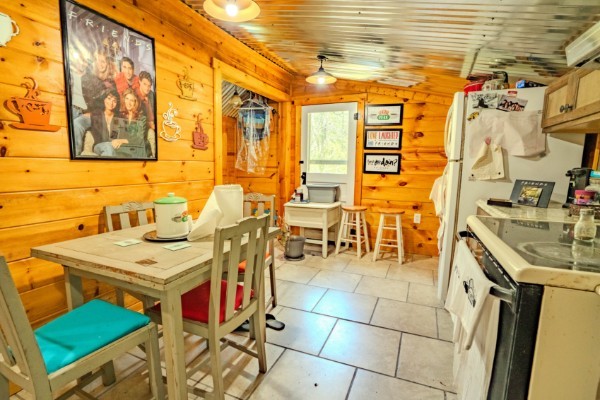 2167 Powdermill Hill Road Lawrenceburg TN 38464