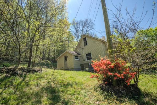 2167 Powdermill Hill Road Lawrenceburg TN 38464