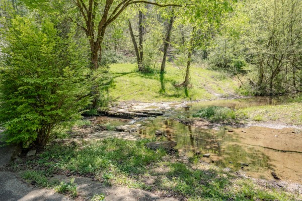 2167 Powdermill Hill Road Lawrenceburg TN 38464