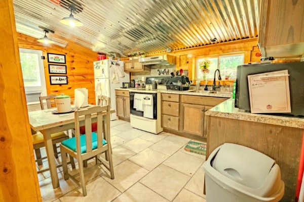 2167 Powdermill Hill Road Lawrenceburg TN 38464