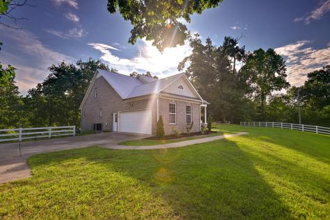 1425 Bartlett Hollow Road Petersburg TN 37144