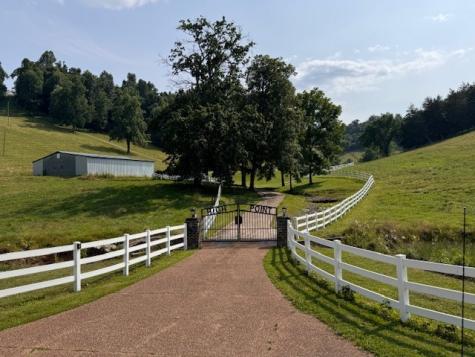 1425 Bartlett Hollow Road Petersburg TN 37144