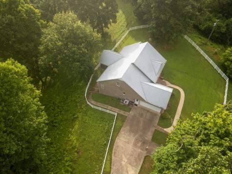 1425 Bartlett Hollow Road Petersburg TN 37144