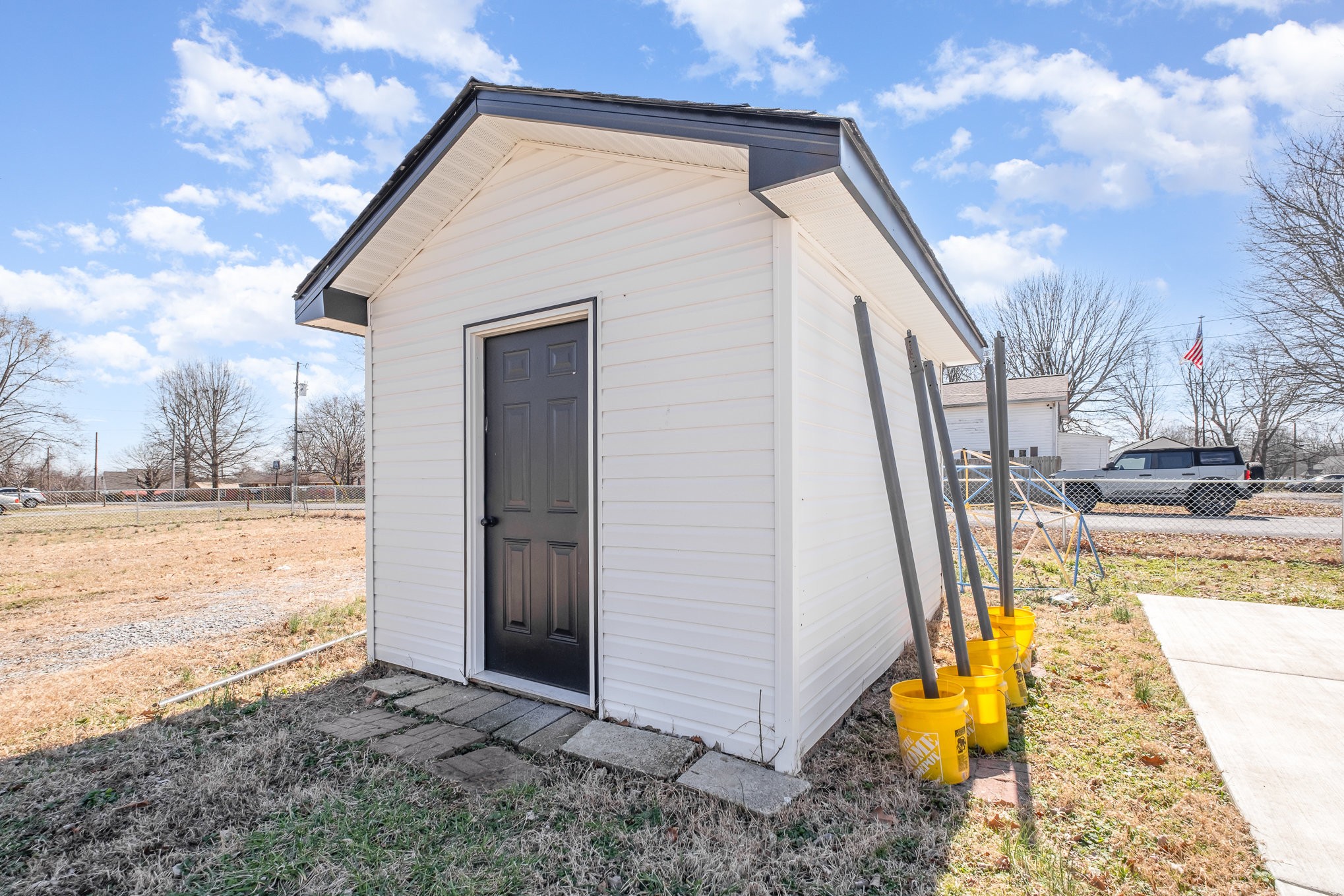 1100 S Russell Street Portland TN 37148