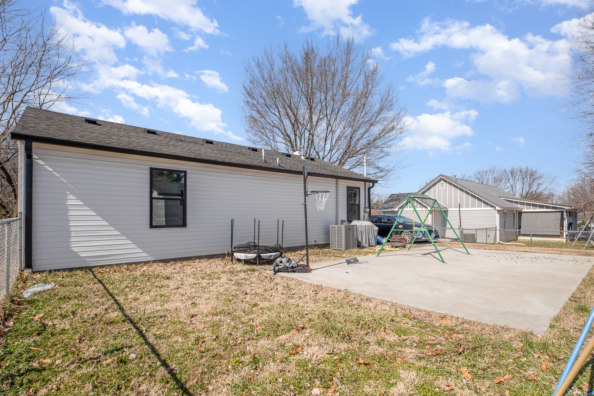 1100 S Russell Street Portland TN 37148