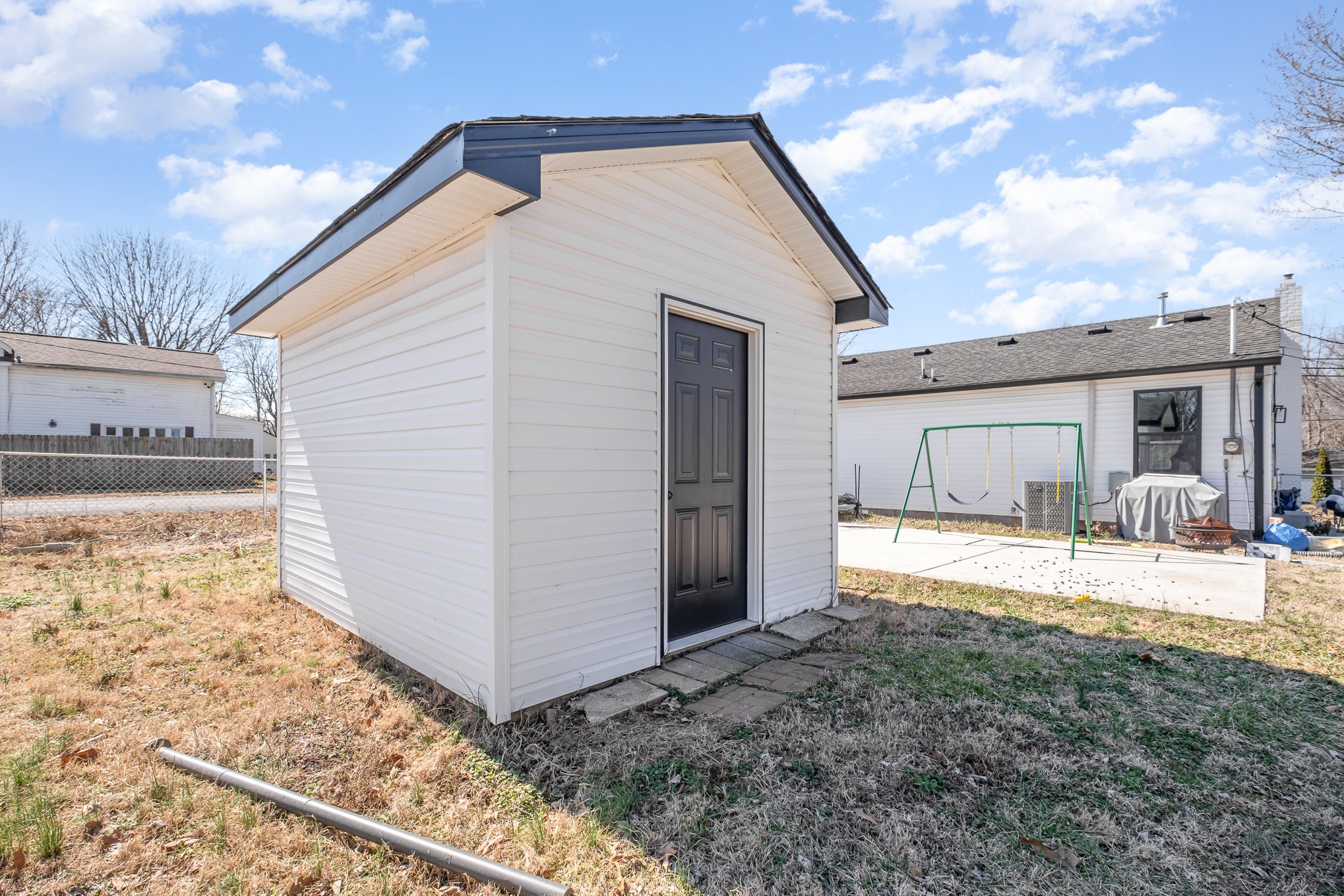 1100 S Russell Street Portland TN 37148