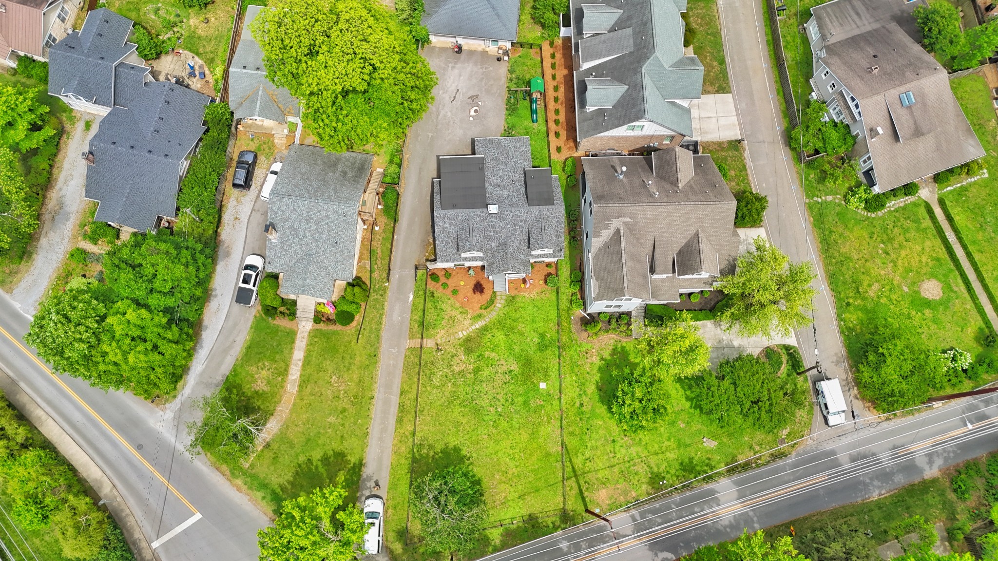 2518 Sharondale Drive Nashville TN 37215