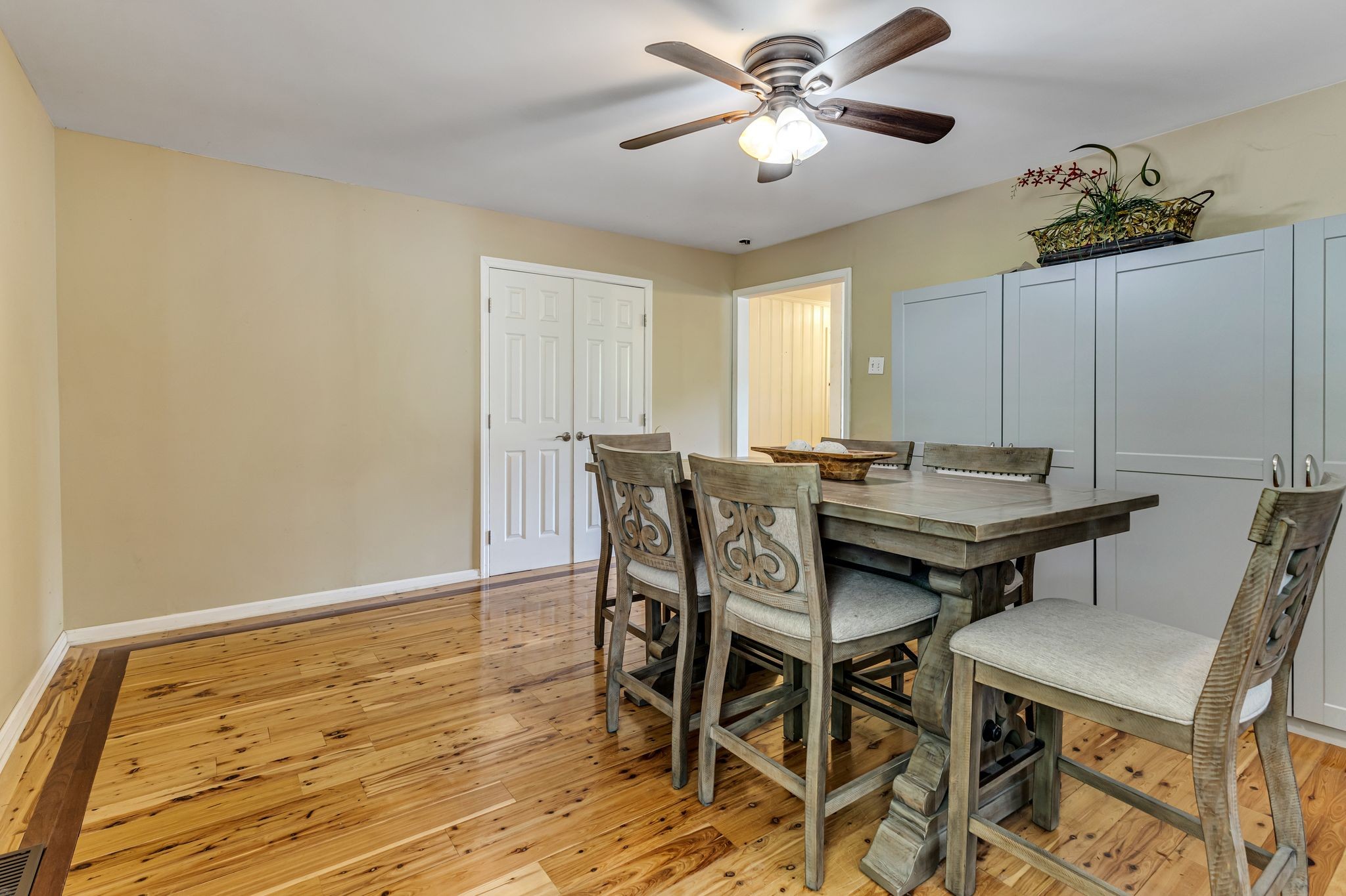 9005 Highway 100 Nashville TN 37221