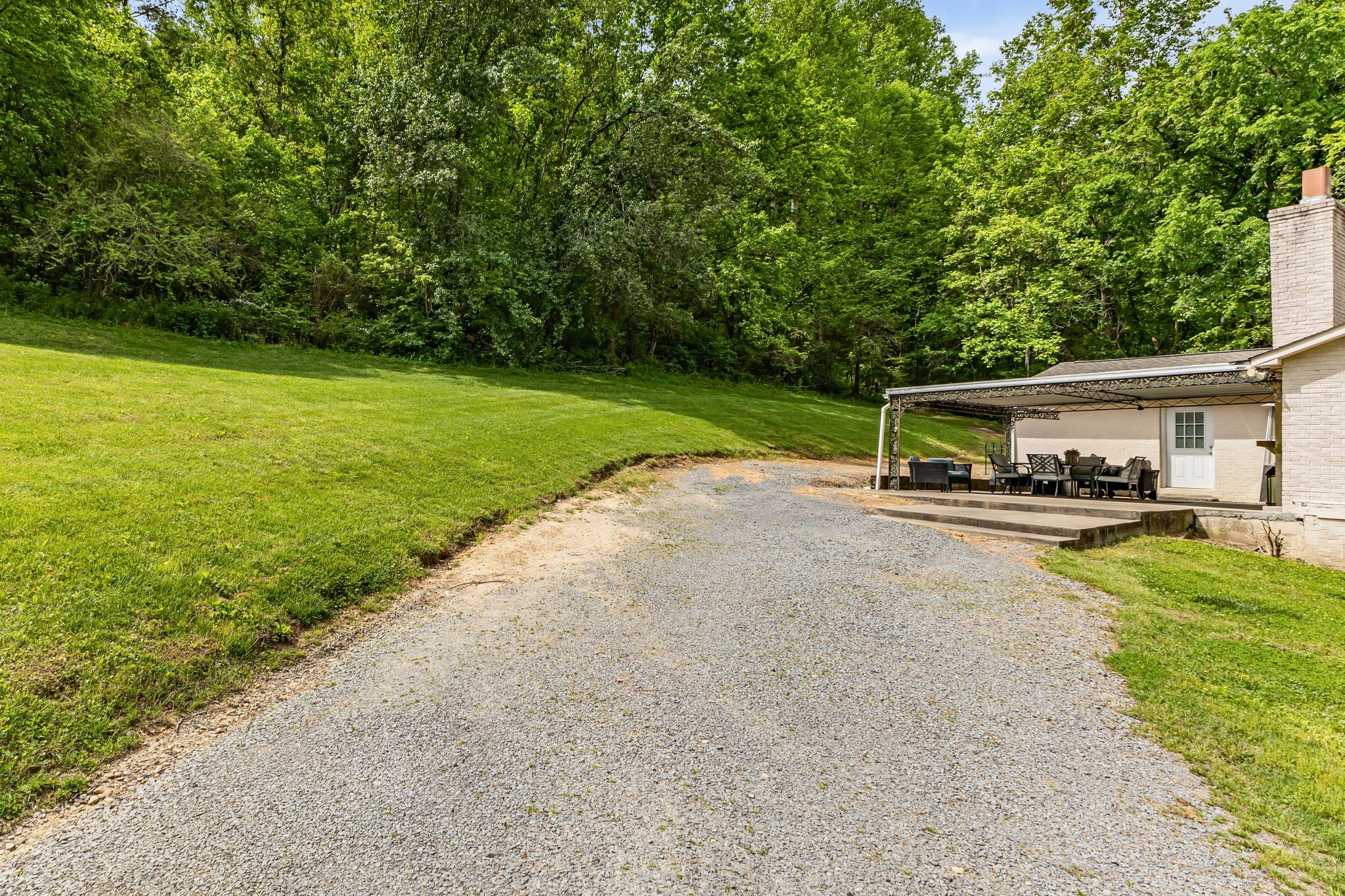 9005 Highway 100 Nashville TN 37221