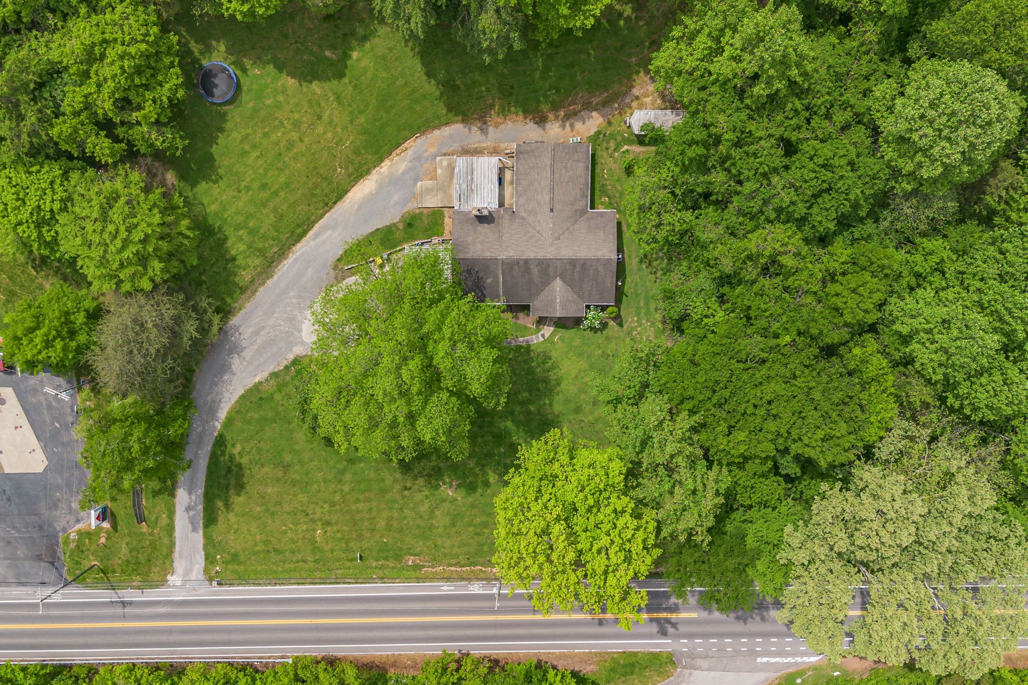9005 Highway 100 Nashville TN 37221